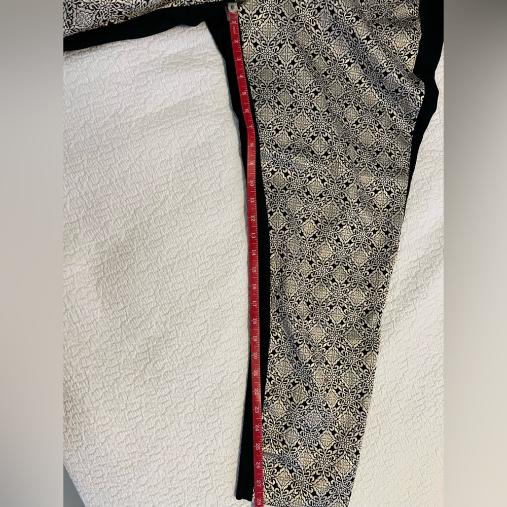 Lane Bryant Black & Gold Metallic Jacquard Ponte Slim Leg Pants size 18/20 - Picture 10 of 12